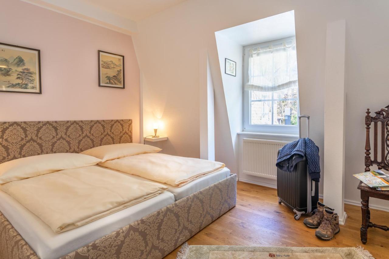 Romantisches Hotel Zur Post Brodenbach Bagian luar foto