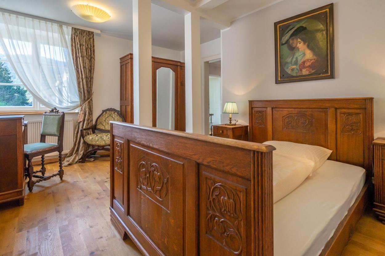 Romantisches Hotel Zur Post Brodenbach Bagian luar foto