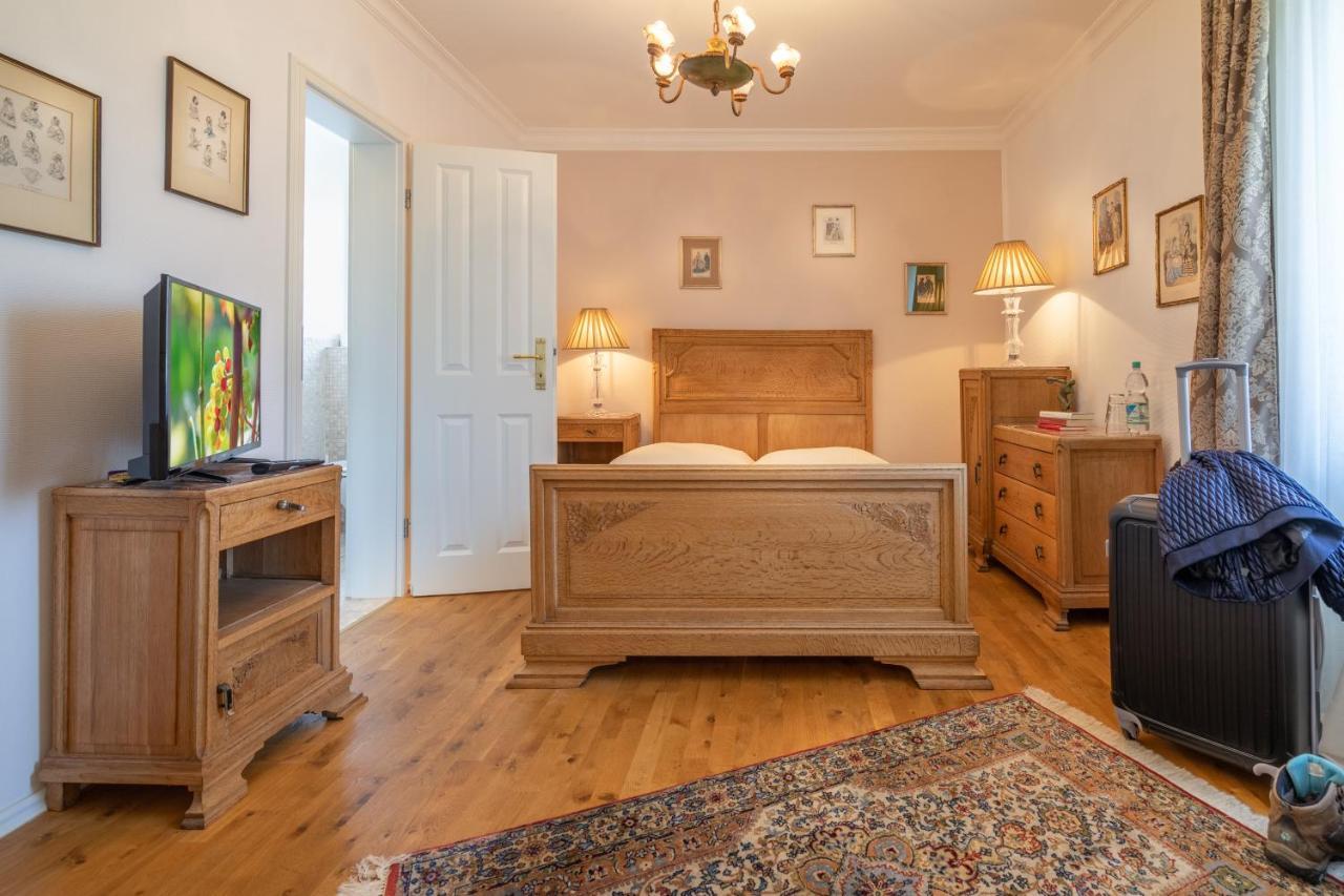 Romantisches Hotel Zur Post Brodenbach Bagian luar foto