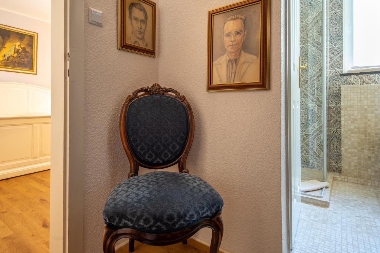Romantisches Hotel Zur Post Brodenbach Bagian luar foto