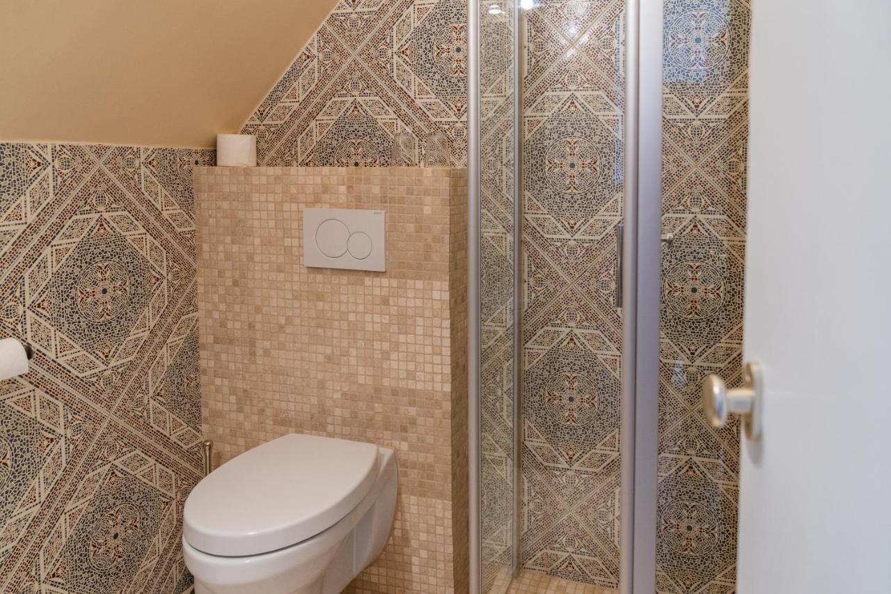 Romantisches Hotel Zur Post Brodenbach Bagian luar foto