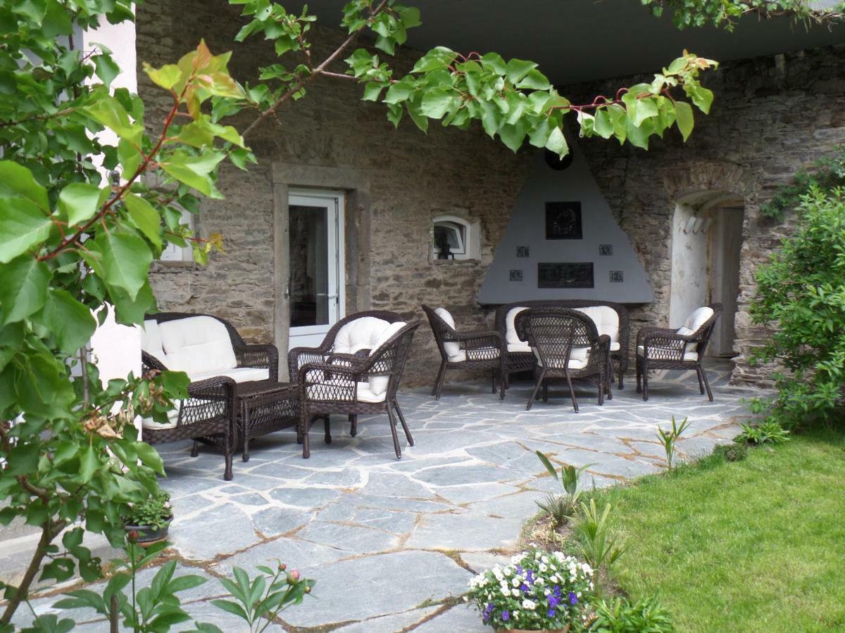 Romantisches Hotel Zur Post Brodenbach Bagian luar foto